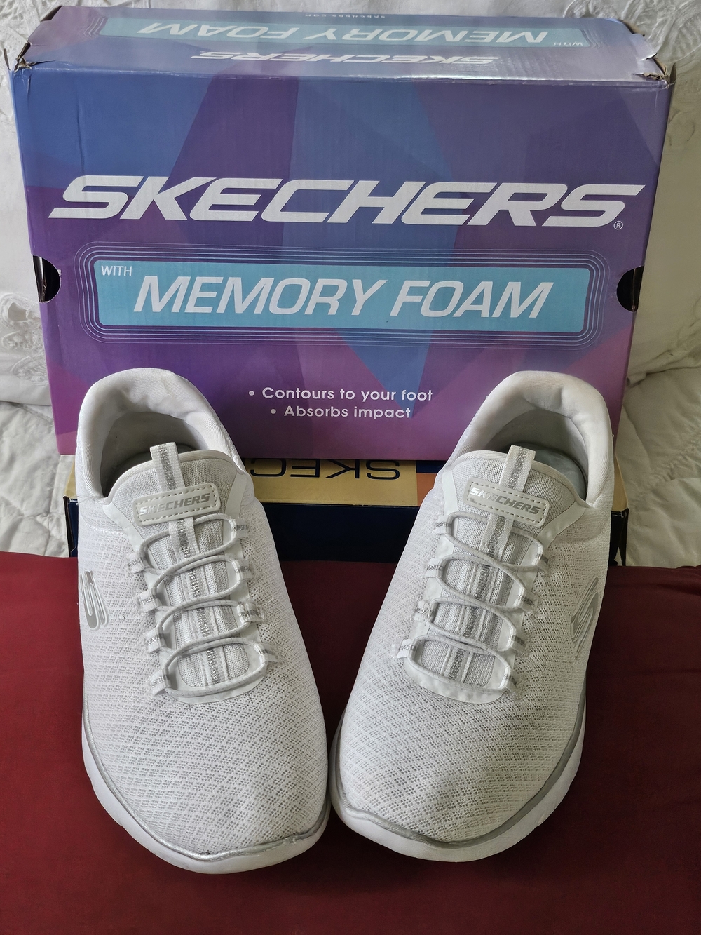 Skechers Women's White Memory Foam Sneakers w/ Silver accents - Size 7 - Picture 2 of 3